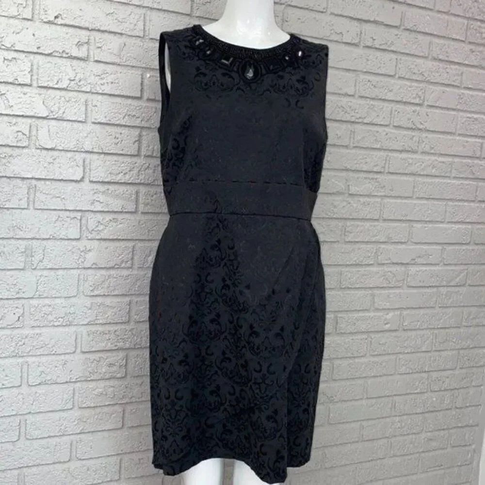 ISADORA Collection Women Sleeveless Embellished Black Damask Sheath Dress Size 1